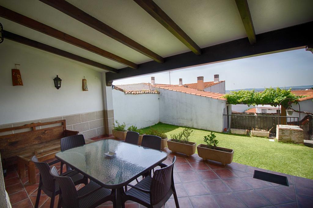 Casa Rural Tia Tomasa Malpartida De Plasencia Exterior foto
